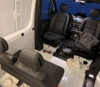 Установка пассажирских сидений